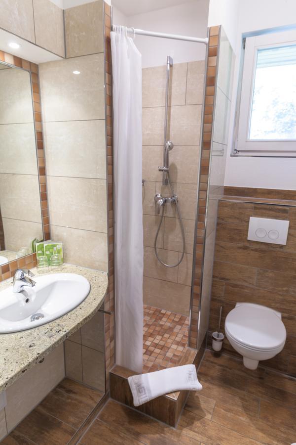 Bio- Und Gesundheitshotel Gutshaus Stellshagen Bagian luar foto